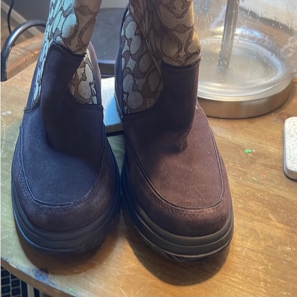 Coach Sherman sig suede snow winter boot (size 8) - Picture 3 of 8